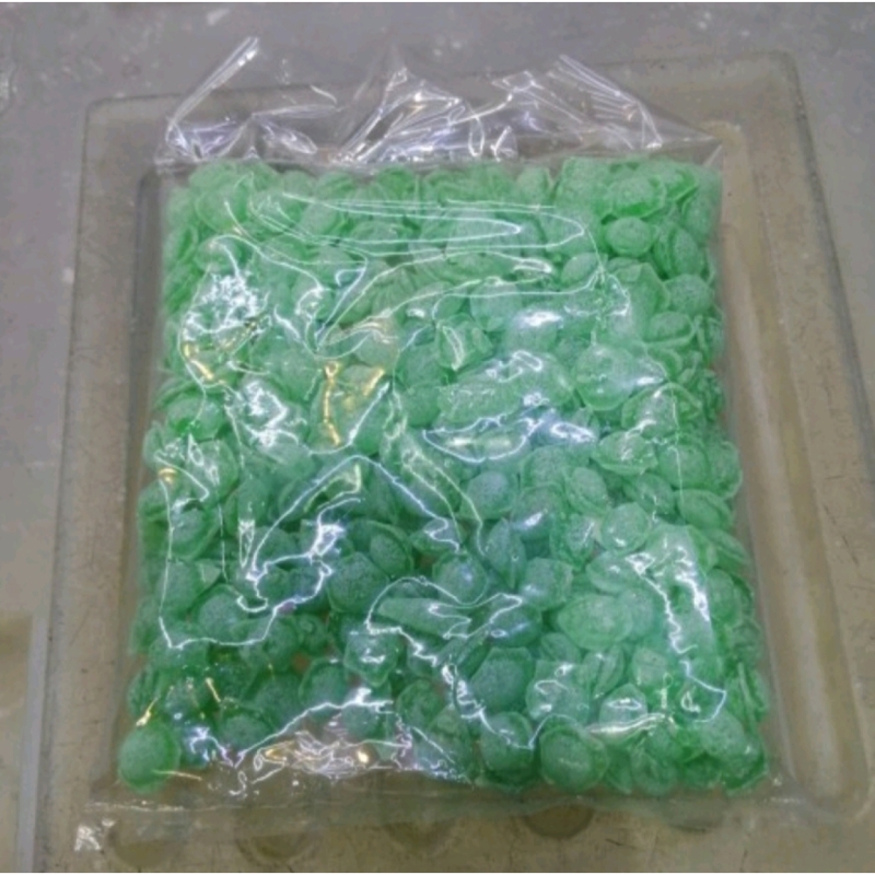 شکلات پولکی ۴۰۰ گرم آقای عطار