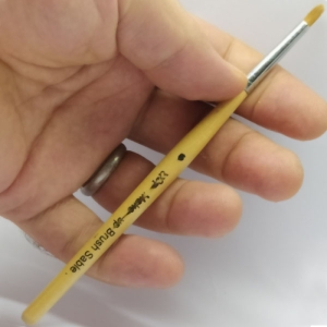 قلم آرایشی سرگرد یو تری اف شماره 6