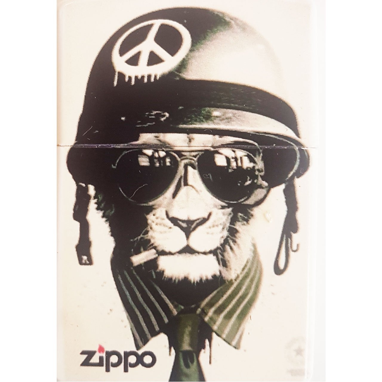 فندک مدل lion