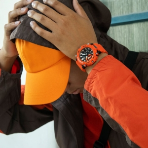 ساعت مچی عقربه ای زنانه کاسیو مدل CASIO-GA-2200M-4ADR