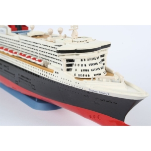 ساختنی ریول مدل Queen Mary 2