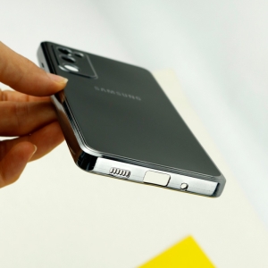 کاور مدل مای کیس محافظ لنزدار مناسب برای گوشی موبایل سامسونگ Samsung Galaxy S20 FE