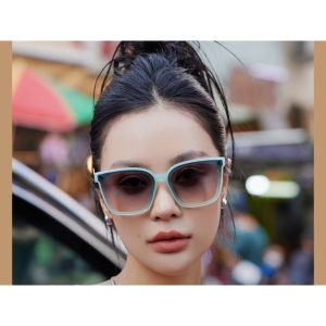  عینک آفتابی زنانه karen bazaar CT2018 New sunglasses UV400 