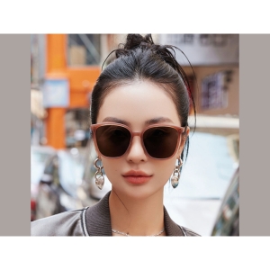  عینک آفتابی پلاریزه یووی 400 زنانه karen bazaar A0715 nylon lens sunglasses 