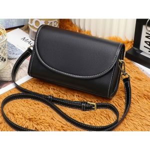 کیف دوشی و کراس بادی زنانه چرم با طراحی ساده women's crossbody bags 2023 new style genuine leather V90183