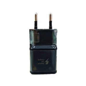  شارژر دیواری سامسونگ مدل GH-46032A به همراه کابل تبدیل USB-C