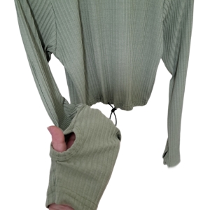 بلوز آستین فینگردار رنگ سبز سدری کد 70