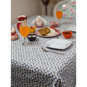رومیزی پنبه ای مدل بابونه سایز 200×140
