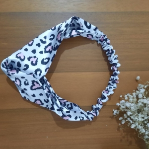 هدبند گره ای ساتن ابریشم طرح پلنگی قلبی