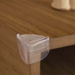 ضربه گیر گوشه میز مدل pouya بسته 8 عددی