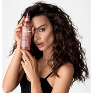 تریتمنت مخصوص موهای رنگ و دکلره شده مدل chroma absolu حجم 210 میل