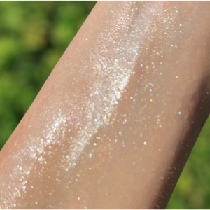 اسپری شیمر شاین بدن هدی موجی کد ۰2