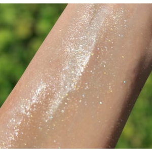 اسپری شیمر شاین بدن هدی موجی کد ۰۵