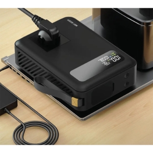 پاوربانک ۲۷۰ وات گرین لاین باخروجی برق مدل pb93 ظرفیت ۳۰۰۰ میلی آمپر ساعت