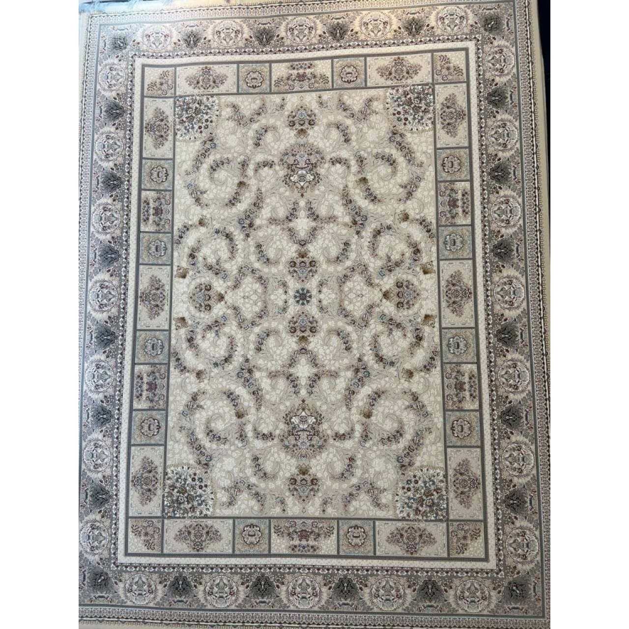 فرش ماشینی رژین کرم