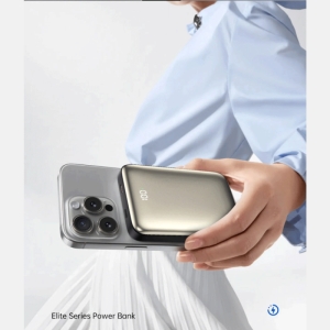  پاوربانک مگنتی 10000 میلی‌آمپر 15 وات، شارژر بی‌سیم اپل‌واچ 2.5 وات و تایپ‌سی ویوو مدل Wi-P018 