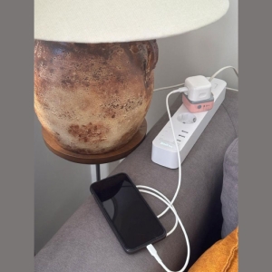  چند راهی برق ارت دار و شارژر 3 سوکت، 2 یو اس بی و 1 تایپ سی هادرون P343 