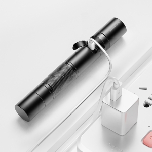  چراغ قوه شارژی ضدآب و فندک الکتریکی اسمایلینگ شارک مدل SD-0720 