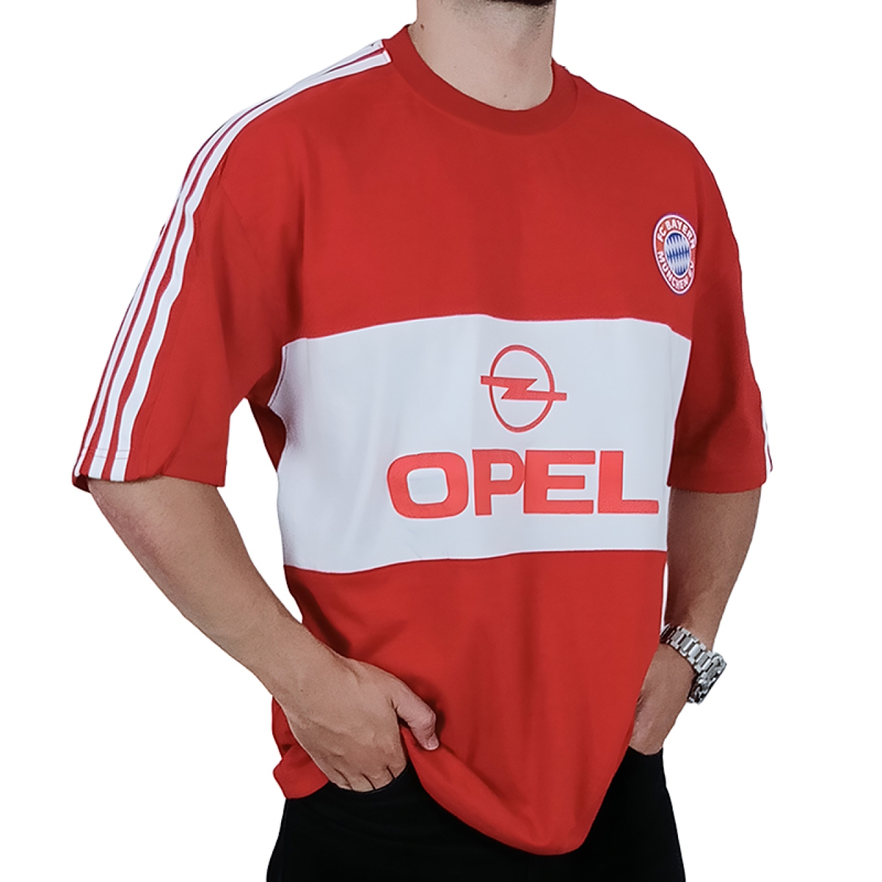 تیشرت آستین کوتاه مردانه قرمز طرح بایرن مونیخ