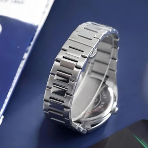 ساعت مچی عقربه‌ای کوارتز مردانه مدل کلاسیک دی دیت کد 005