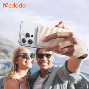  پاوربانک وایرلس مگ سیف 30 وات 10000 مک دودو مدل MC-781 