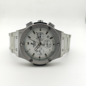 ساعت مچی عقربه‌ای مردانه هابلوت مدل Geneve