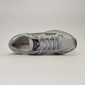 کفش ورزشی مردانه میزانو مدل هالو میکس طوسی 