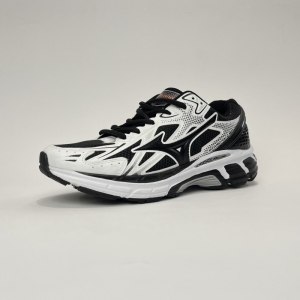 کفش ورزشی مردانه میزانو مدل هالو میکس مشکی سفید