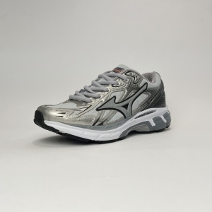 کفش ورزشی مردانه میزانو مدل هالو میکس طوسی 