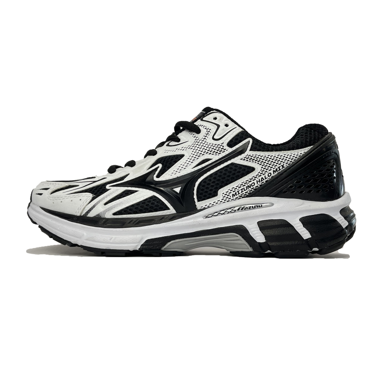 کفش ورزشی مردانه میزانو مدل هالو میکس مشکی سفید