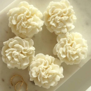 شمع مدل گل میخک بسته ۴ عددی حجم 60 گرم