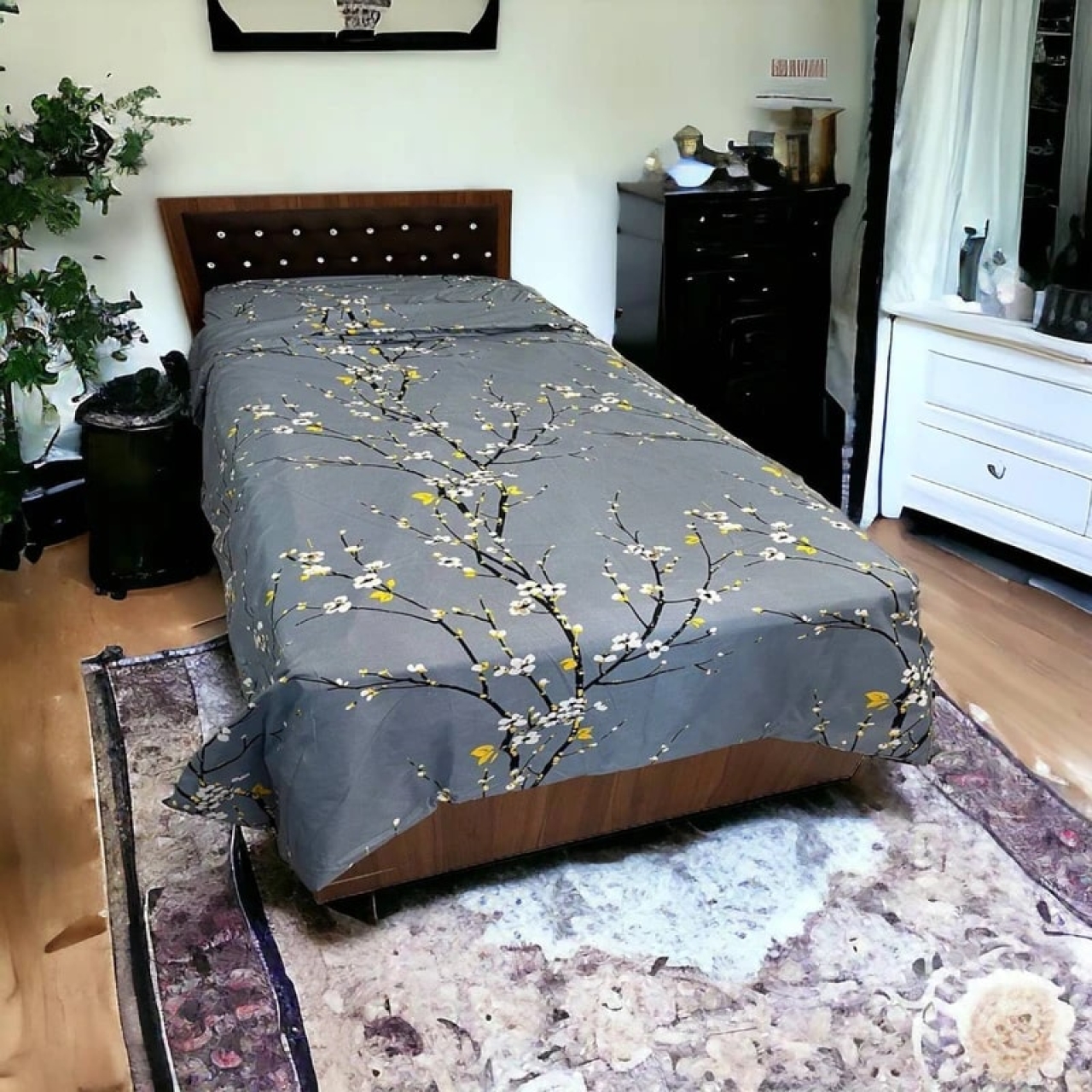 ست کاور لحاف زیپدار یکنفره 3 تکه Cheshik مدل زنبق به همراه گیره نگهدارنده لحاف