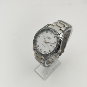 ساعت عقربه‌ای مردانه مدل کاسیو کد 3228WH