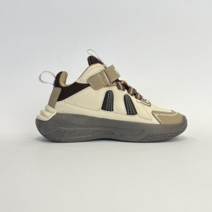 کفش بچگانه یلی مدل SPORT رنگ کرم M11