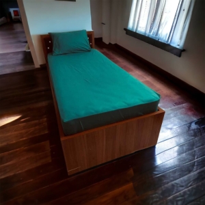 ملحفه ترک تک رنگ یکنفره 2 تکه Cheshik مدل کشدار سایز 90*200 سانتی (به همراه روبالشی)