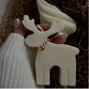 شمع مدل گوزن زنگوله دار