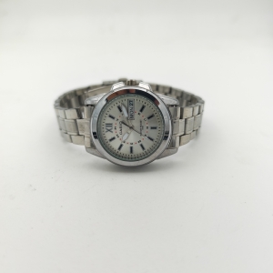 ساعت مچی عقربه ای زنانه کاسیو مدل 8123