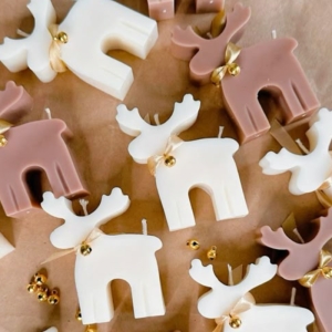 شمع مدل گوزن زنگوله دار