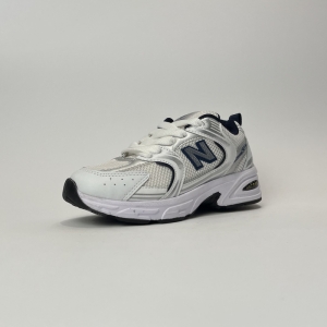 کفش بچگانه نیوبالانس مدل 530 رنگ سفید سورمه ای m30