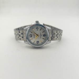 ساعت مچی عقربه ای زنانه کاسیو مدل MTP-131(2784L)