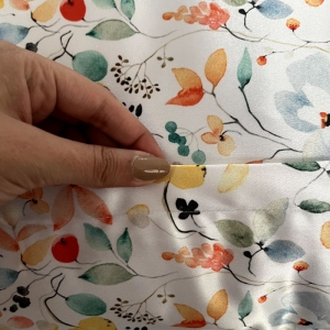 روبالشی ساتن ابریشم مدل هیلو طرح پاییزی