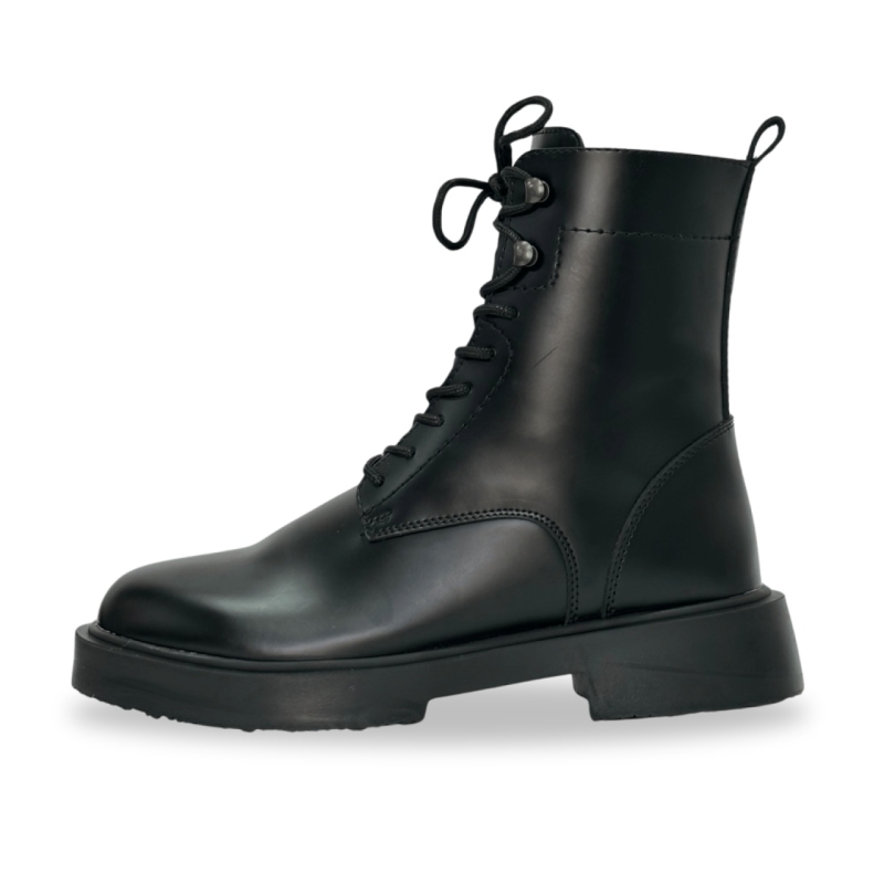 بوت مردانه مدل زارا زیره زیلان رنگ مشکی