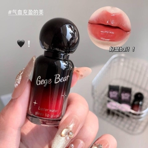 لیپ گلاس گی گی بیر مدل کریستالی وزن 4 گرم شماره 05