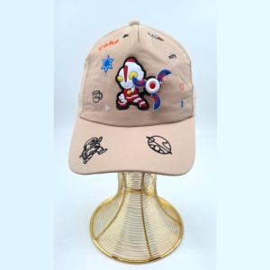 کلاه بچگانه مدل ربات فرفره ای کد 1949 رنگ کرم