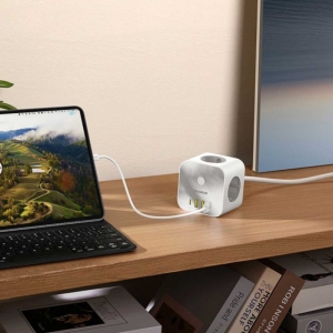  چندراهی برق سه سوکت 4000 وات، سه یو‌اس‌بی و یک تایپ‌سی 20 وات بیسوس مدل E00066401213-00 