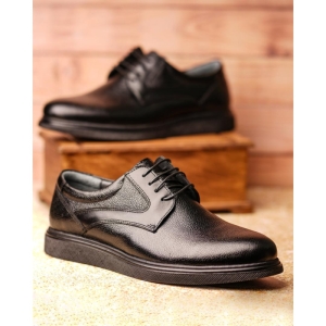 کفش مردانه چرم نعمتی روزمره مدل اواس بندی مشکی 