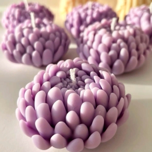 شمع مدل گل داوودی بسته 3 عددی