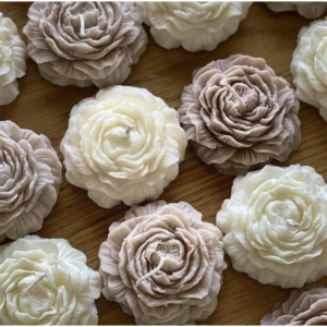 شمع مدل گل آلاله 