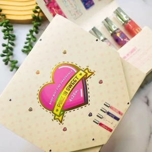 گیفت باکس ادکلن پینک این سوییت بسته 4 عددی حجم هر ادکلن 20 میل