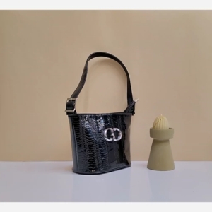 کیف زنانه دستی کد 2241